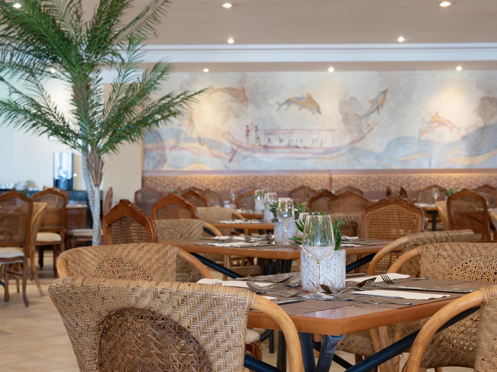 Grecotel Marine Palace & Aqua Park Hotel Retimno
